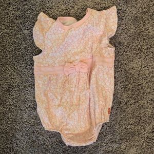 MagneticMe baby girl outfit